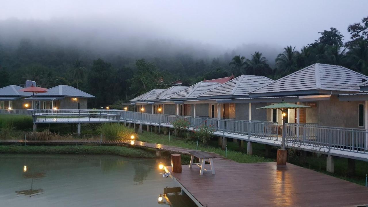 Jeerang Countryside Resort Мехонгсон Екстер'єр фото